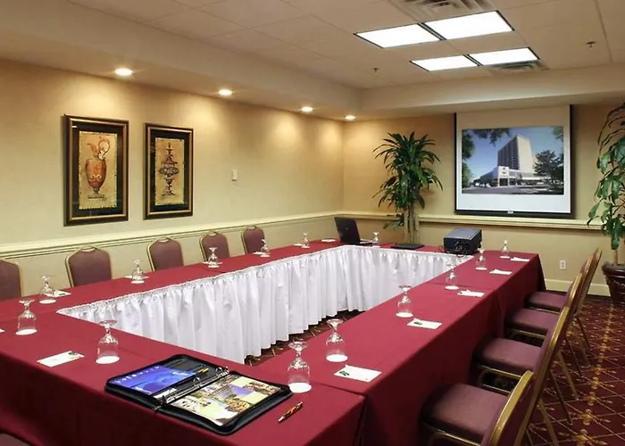 Doubletree By Hilton Hotel Tallahassee